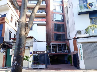 Lakeside Green Building