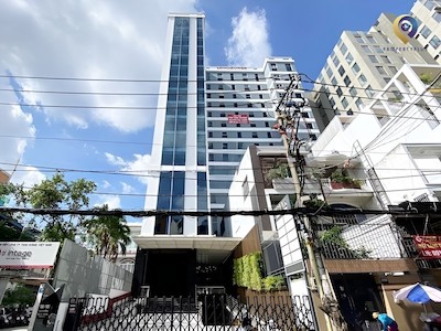 Tòa nhà Long Tower