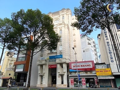 Tòa nhà Lâm Giang
