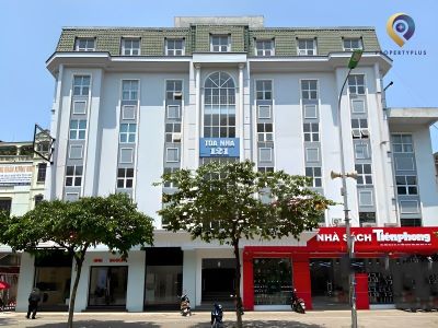 Tòa nhà 121 Nguyễn Phong Sắc