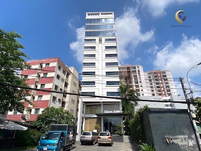 Oakwood Saigon Building
