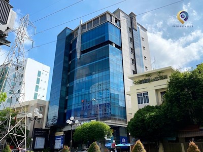 Hà Phan Phan Xích Long
