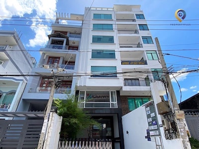 Hata House 103