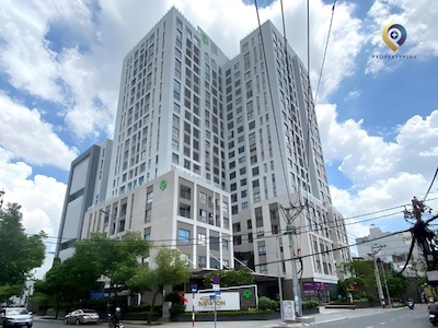 Newton Residence