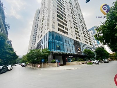 90 Nguyen Tuan Building