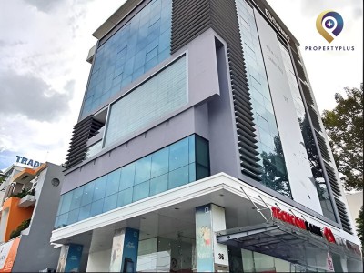 Q Mobile Building