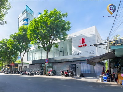 M.O.R.E Lê Quốc Hưng