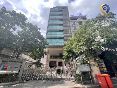 Tòa nhà Lạc Việt