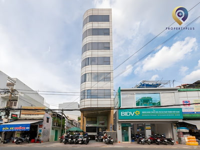 Halo Lê Quang Định