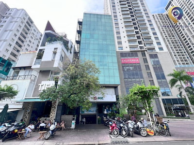 Toà nhà 338 Bến Vân Đồn