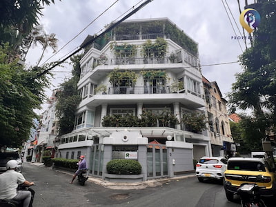 Building 9 Nguyen Canh Di