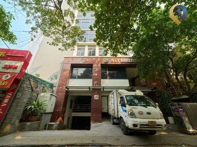 B&T Building