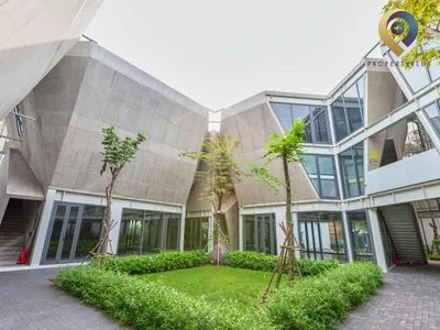 CT Space Building