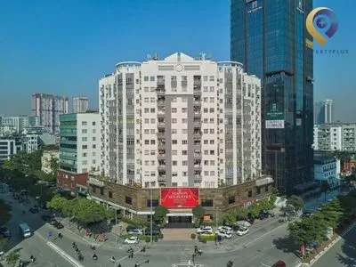 D11 Sunrise Building