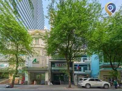 05 Le Thanh Ton Building