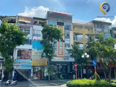 Tòa nhà Đức Nhân
